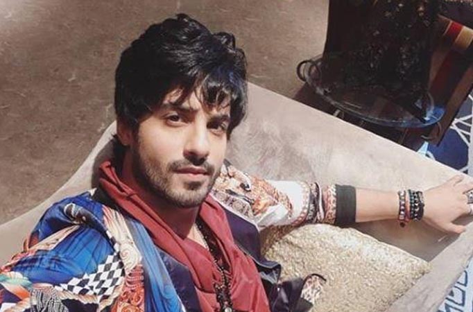 Yeh hai Chahatein: Abrar Qazi dons the rockstar avatar; looks dashing